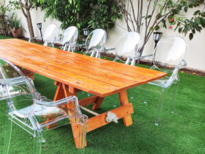 GHOST KIDS CHAIRS WITH NATURAL WOODEN TABLES